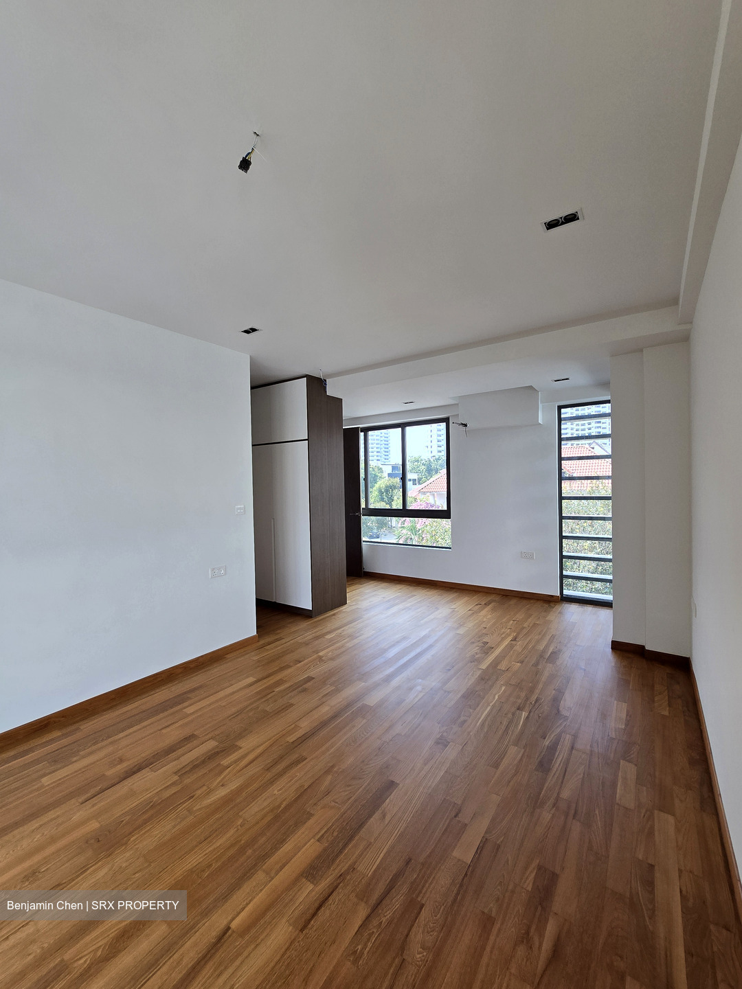 East Coast Avenue (D15), Terrace #606417991